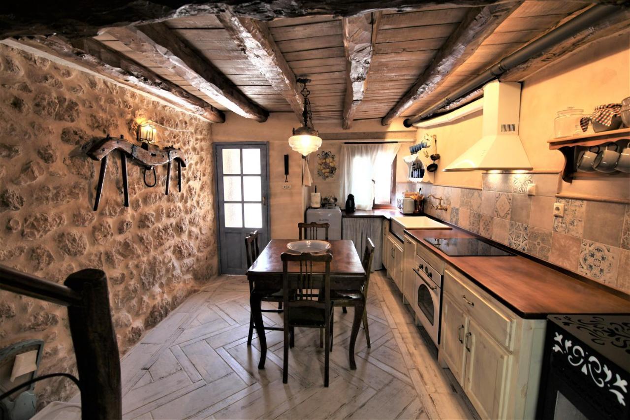 Wabisabi Townhouse Villa Montejo de la Vega de la Serrezuela Eksteriør billede